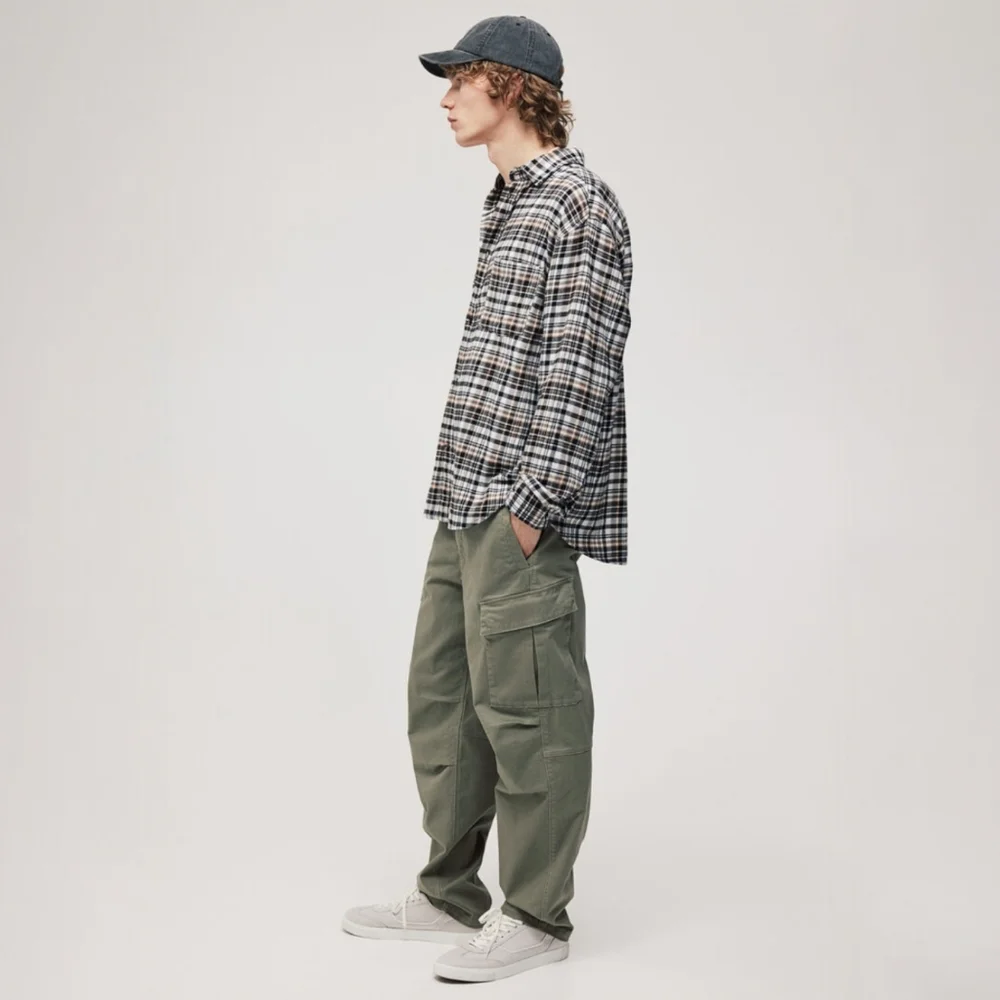H&M Regular Fit Cargo Pants Mens Size Medium - Green
